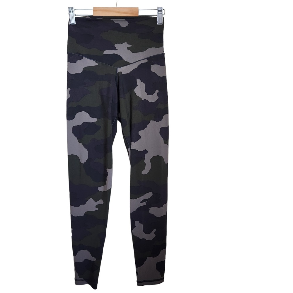 Offline by Aerie Camo Leggings Size M 26" Real Me 7/8 High Rise align Green
